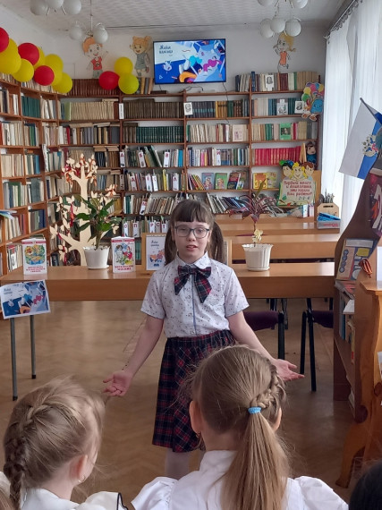 Школьный конкурс «Живая классика для малышей».
