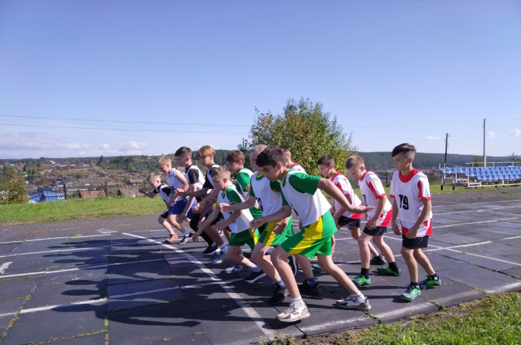 Муниципальный этап соревнований среди школьных спортивных клубов.